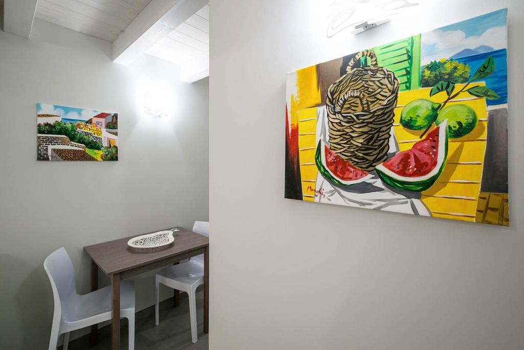 Quattro Canti Apartments Palermo Room photo