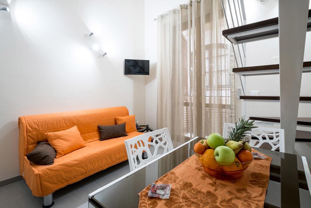 Quattro Canti Apartments Palermo Room photo