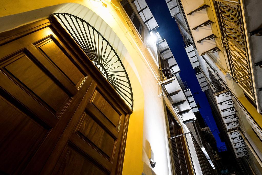 Quattro Canti Apartments Palermo Exterior photo